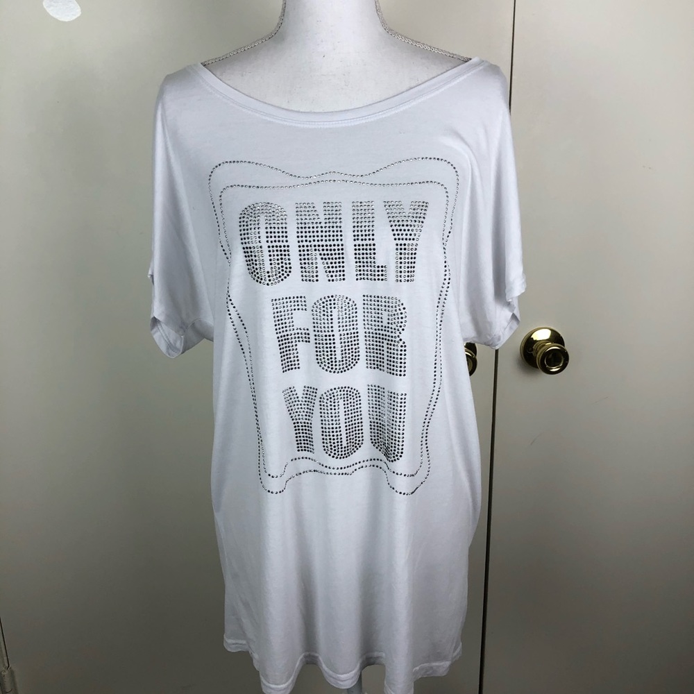 JULIA GRAPHIC BEADED T SHIRT SHORT SLEEVE SZ L/XL